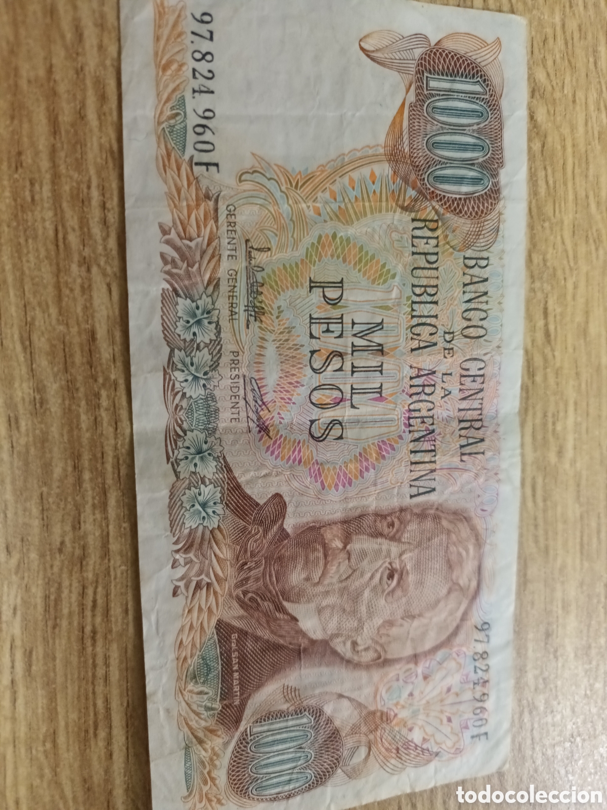 Billetes extranjeros: ANTIGUO BILLETE DE 1000 PESOS ARGENTINOS EMITIDO EN LA &Eacute;POCA DE 1976-1983