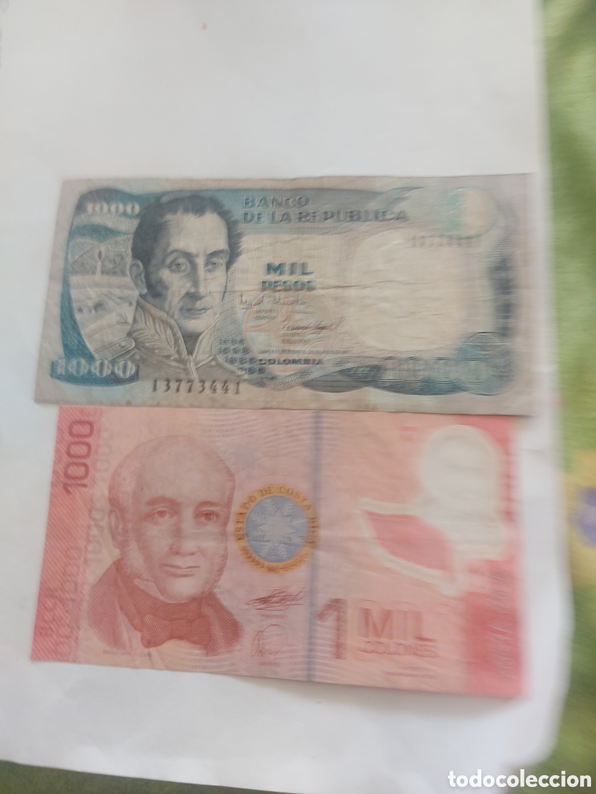 Billets internationaux: 1 billete de Combia 1 deCos