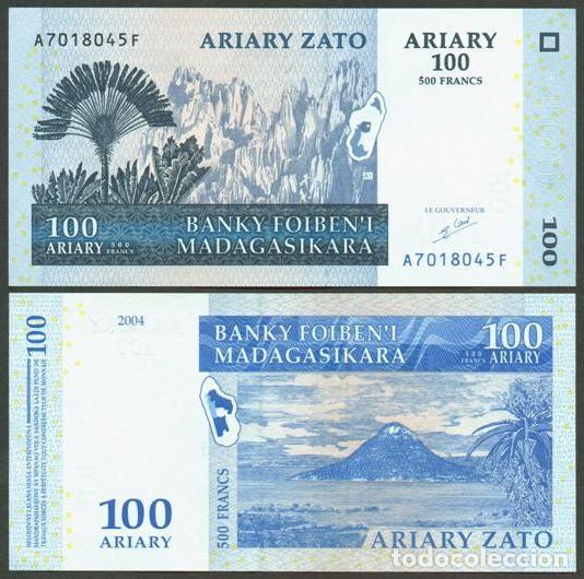 International Banknotes: MADAGASCAR. 100 ariary 2004. Pick 86a. S/C. Ver firma.