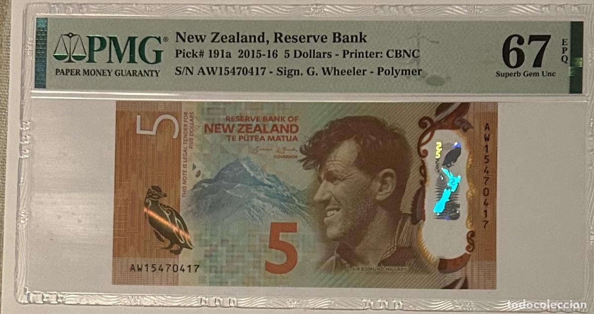 Billets internationaux: CRPMG054 BILLETE ENCAPSULADO NUEVA ZELANDA 5 DOLARES 2015-16 P-191A PMG 67