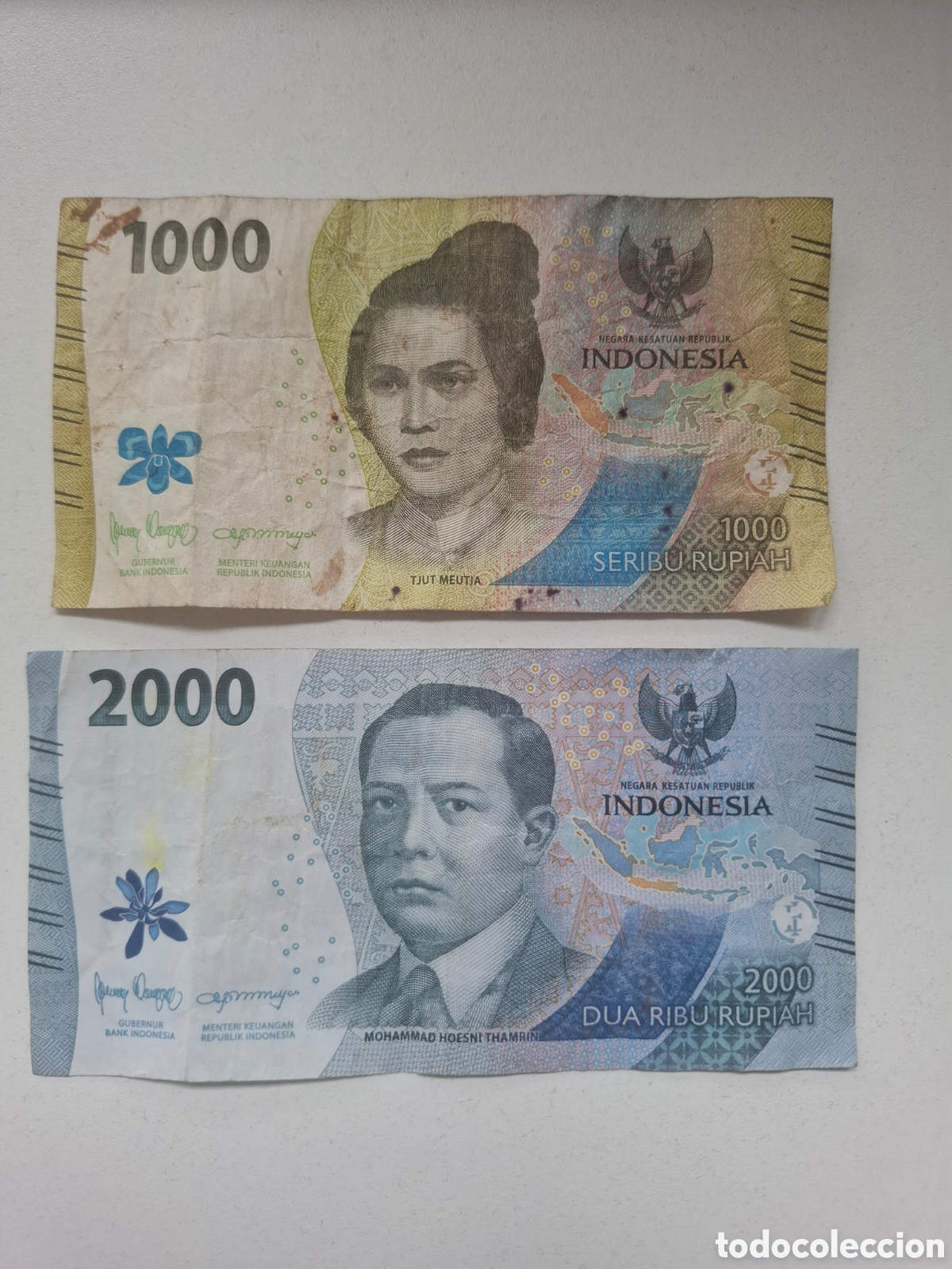 Billetes extranjeros: Billetes de 1000 y 2000 rupias | Indonesia | A&ntilde;o 2022