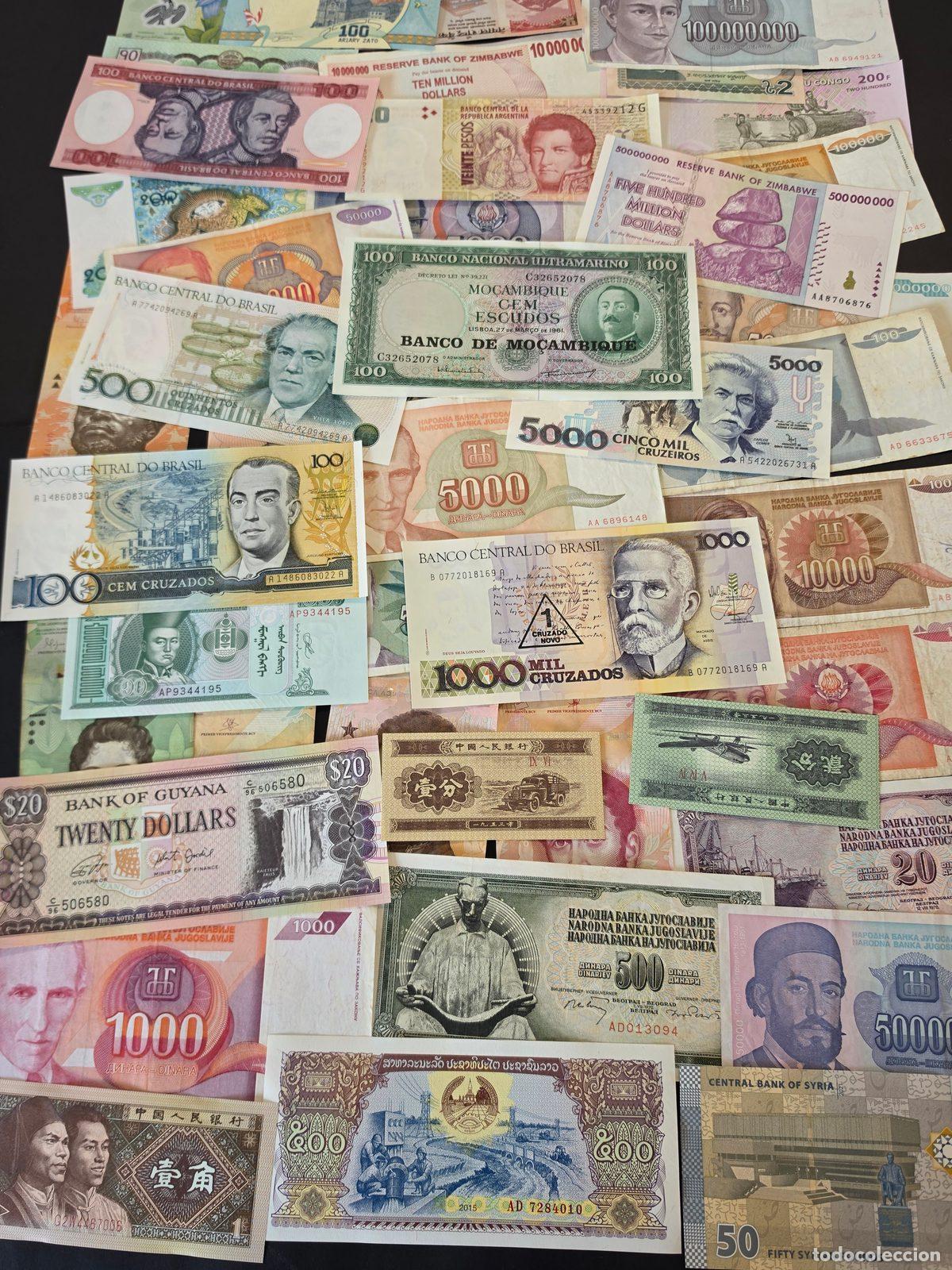 Billetes extranjeros: Lote de 50 billetes diferentes del mundo.