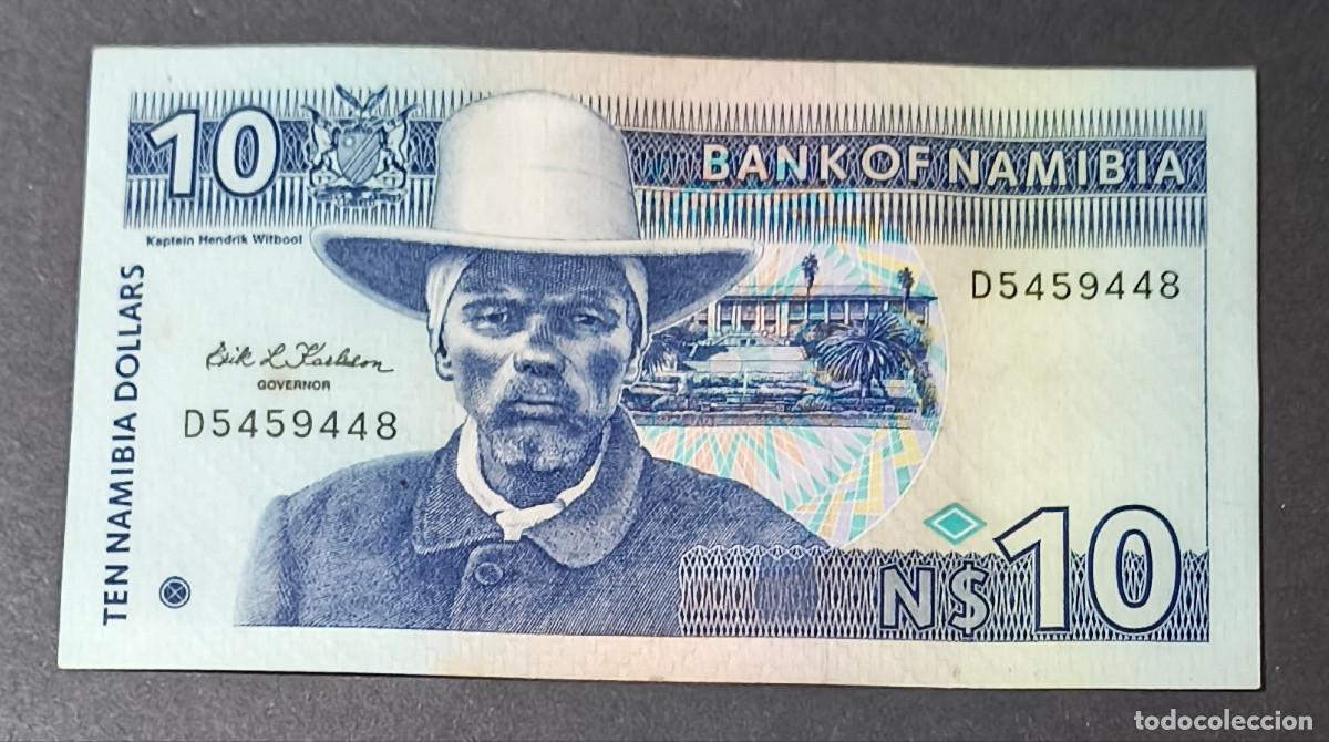 Internationale Banknoten: NAMIBIA. 10 dolares (1993). Pick 1. Fauna. Digitos del numero de serie en negro y del mismo tama&ntilde;o.