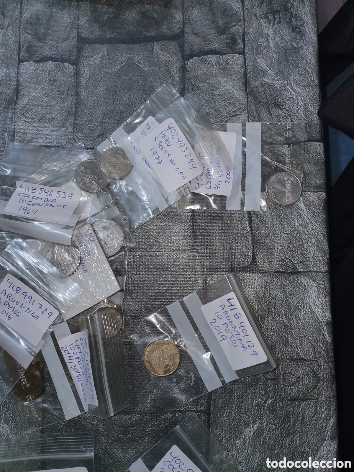 Billetes extranjeros: Monedas y billetes varios - Foto 2