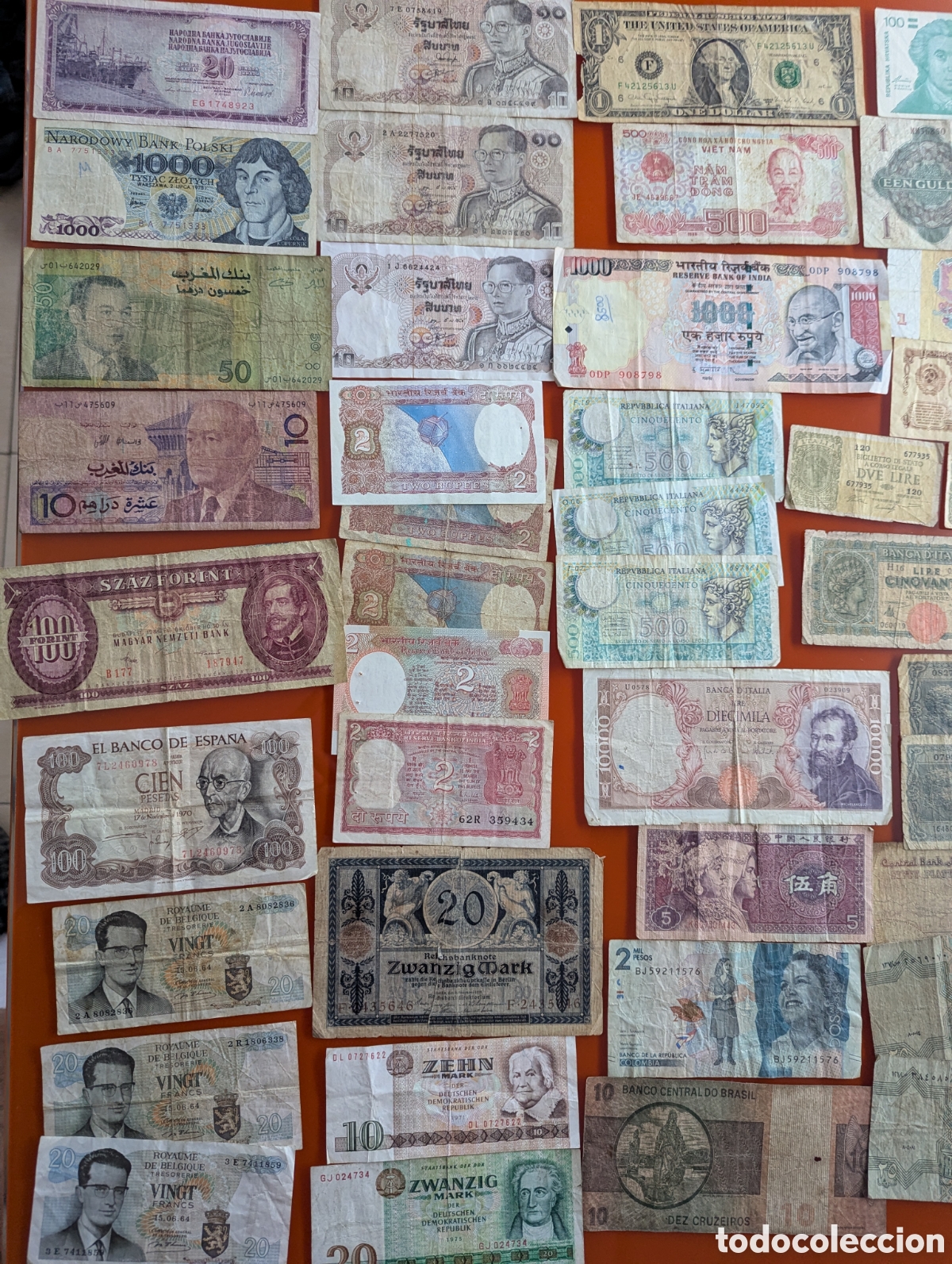 Banconote internazionali: Lote 49 billetes usados,algunos repetidos
