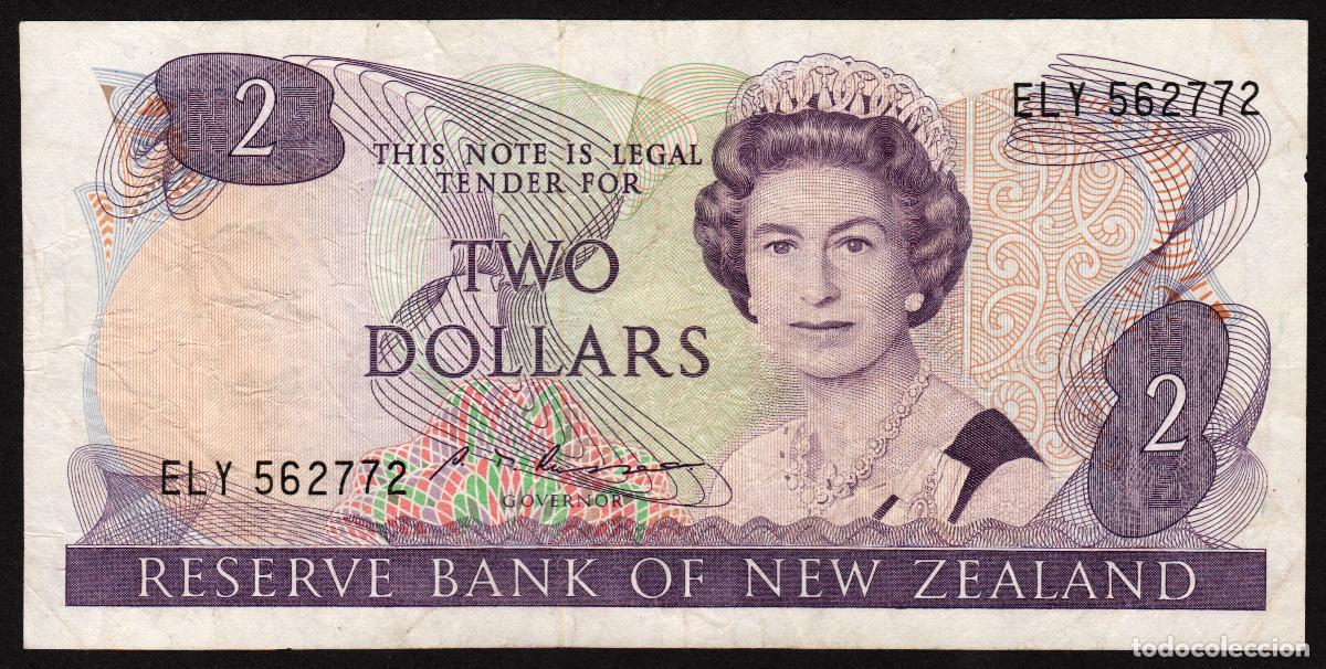 Billetes extranjeros: NUEVA ZELANDA (NEW ZEALAND). 2 $ (1985-1989). Pick 170 b. Isabel II, fauna, ave. Firma Russell.