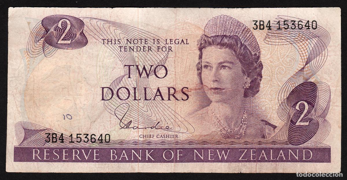 Billetes extranjeros: NUEVA ZELANDA (NEW ZEALAND). 2 $ (1977-1981). Pick 164 d. Isabel II, fauna, ave. Firma - Hardie.