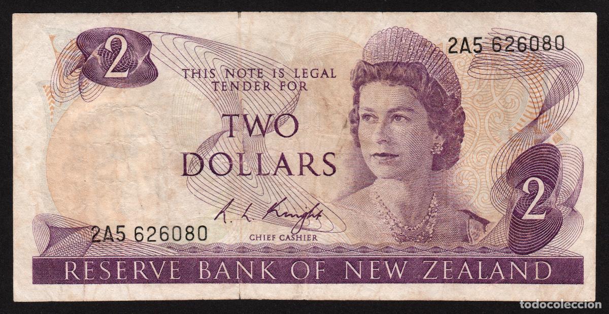 Billetes extranjeros: NUEVA ZELANDA (NEW ZEALAND). 2 $ (1975-1977). Pick 164 c. Isabel II, fauna, ave. Firma - Knight