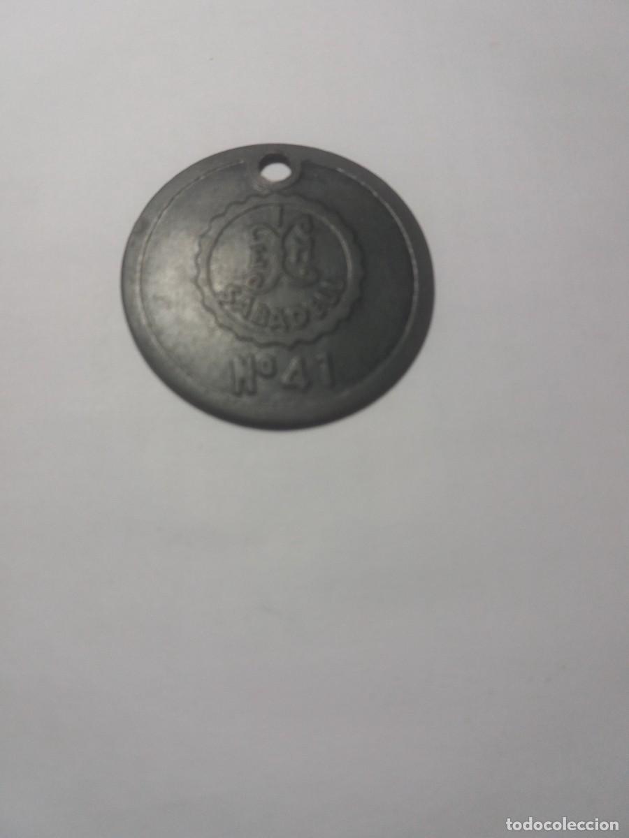 Billetes locales: Ficha Cooperativa -sin valor- I.E.M. SABADELL numerada 41 - Foto 1