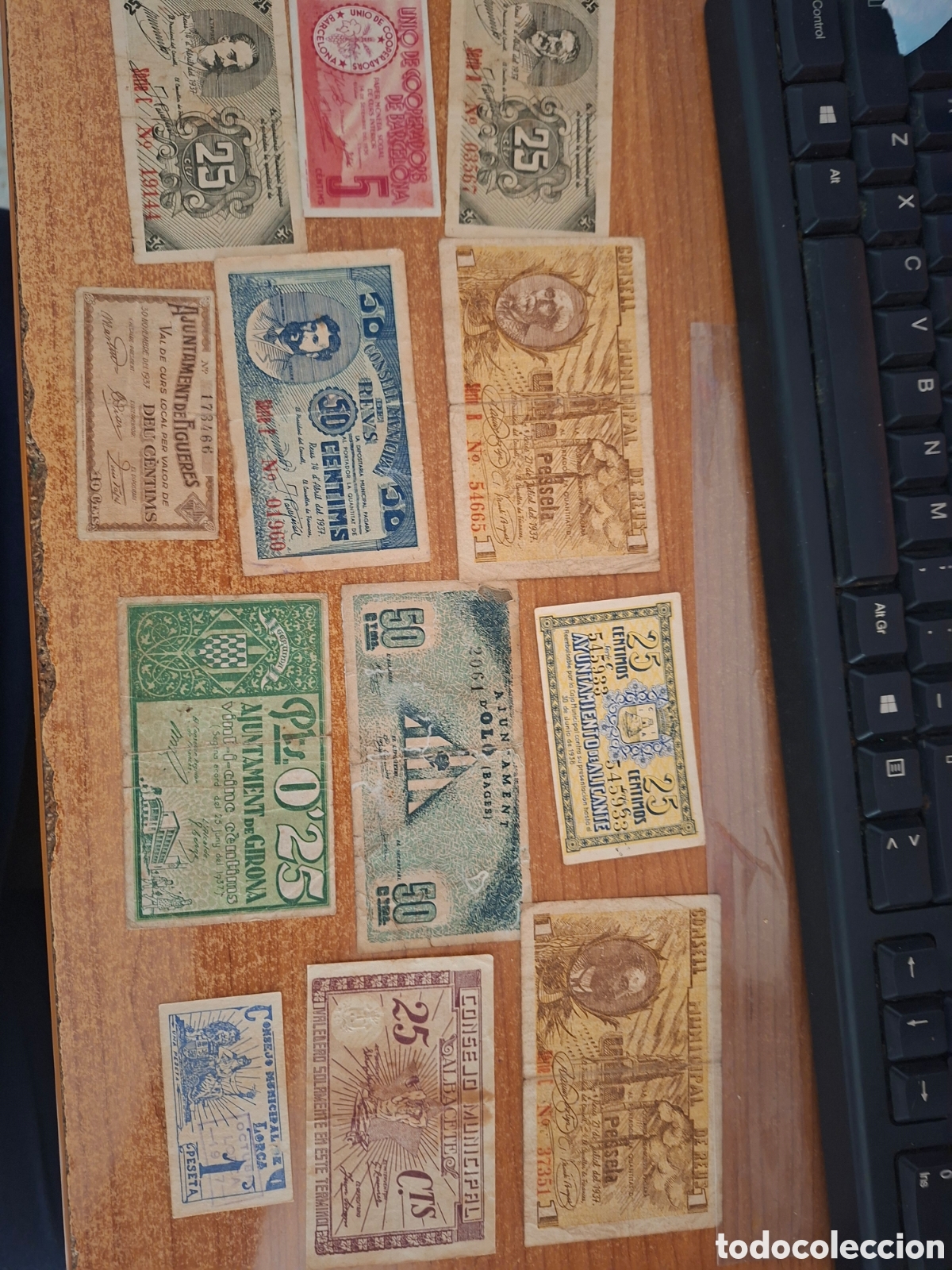 Notas locais: Lote de 12 billetes locales de la Guerra Civil