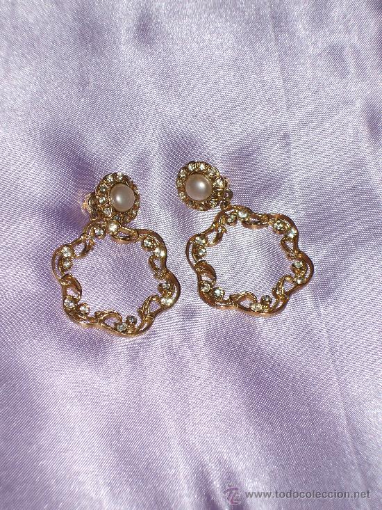 Joyeria: Pendientes de los 70 dorados con pedreria - Foto 1