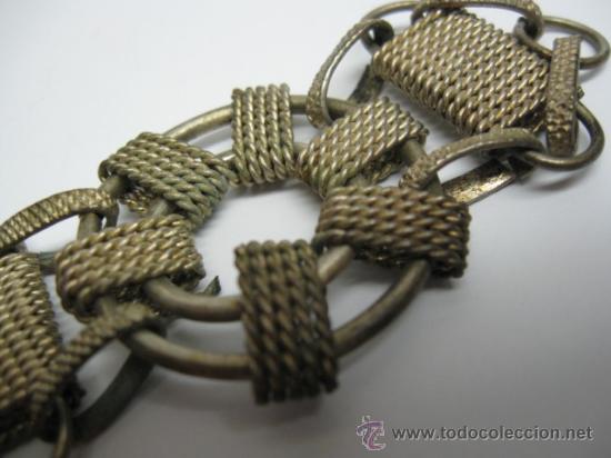 Joyeria: DIFERENTE PULSERA ART DEC&Oacute;. A&Ntilde;OS 1920 - 1930. POSIBLEMENTE ALPACA. MIDE 17 X 3 CM. ANCHA.