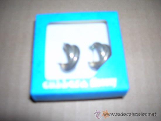 Joalharia: Articulos de bisuteria compuesto de collar, pendientes y pulsera