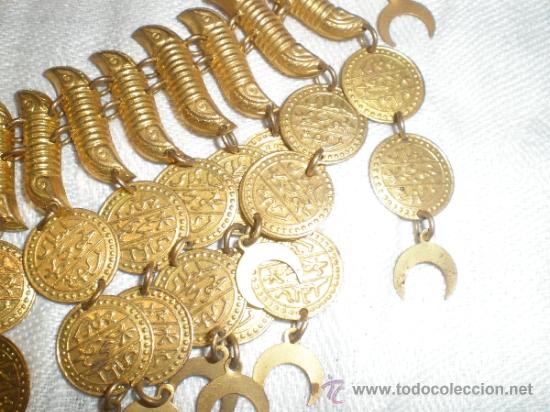 Joyeria: ANTIGUO COLLAR Y PULSERA DE LATON - Foto 2