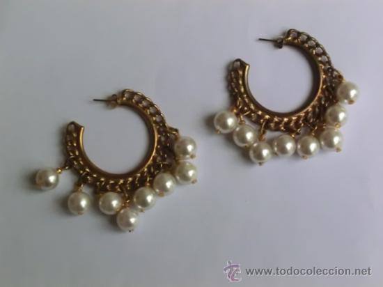Joalharia: Pendientes de agujero de bisuter&iacute;a - aro dorado con perlas (todo de imitaci&oacute;n)