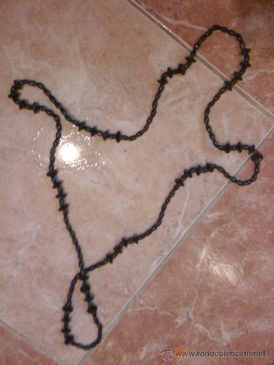 Joaillerie: Bonito collar, color negro. Nuevo.