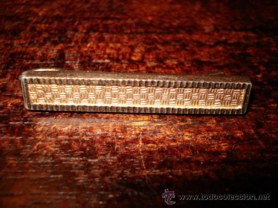 Joyeria: CORBATERO O CLIP DE COMUNION DE LOS A&Ntilde;OS 70 BA&Ntilde;O ORO