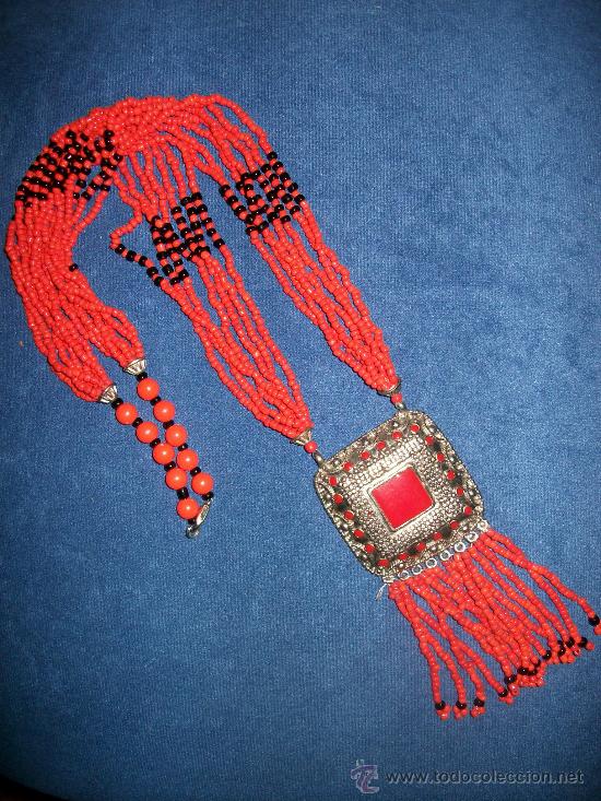 Joyeria: COLLAR LARGO  ROJO CON CUADRADO - Foto 1