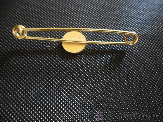Joyeria: ALFILER CON LA LETRA M  EN DORADO - Foto 3