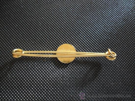 Joyeria: ALFILER CON LA LETRA M  EN DORADO - Foto 4