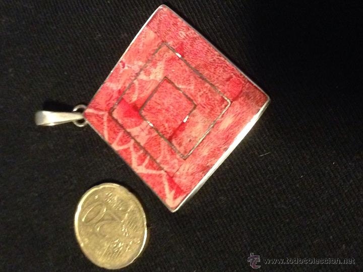 Schmuck: Colgante de coral y plata de ley 925