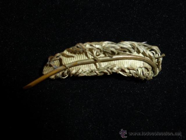 Schmuck: BROCHE CON FORMA DE HOJA