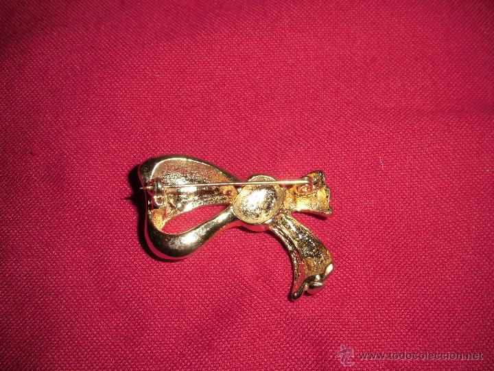Joyeria: BROCHE DORADO EN FORMA DE LAZO - Foto 2