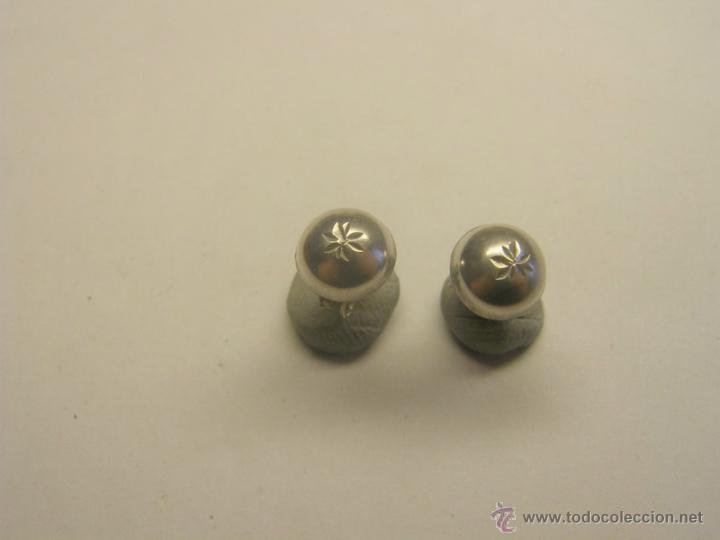 Joyeria: Par de pendientes de plata, n&ordm; 10. A&ntilde;os 80.