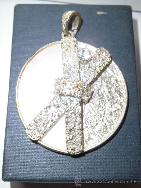 Joyeria: BONITO COLGANTE PLATEADO Y NACAR - Foto 1