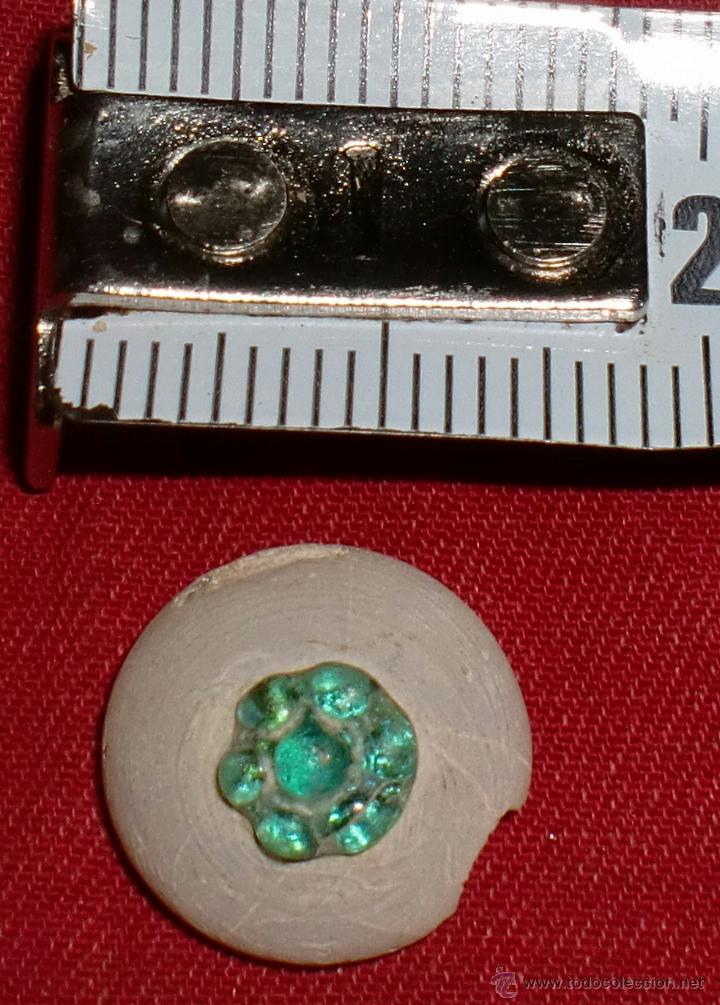 Joyeria: antigua joya de operculo con cristal verde. - Foto 2