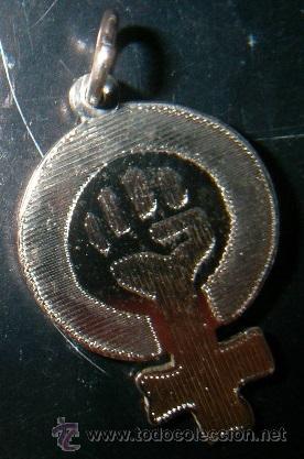 Joyeria: colgante poder femenino en plata de ley - 3cms - Foto 1