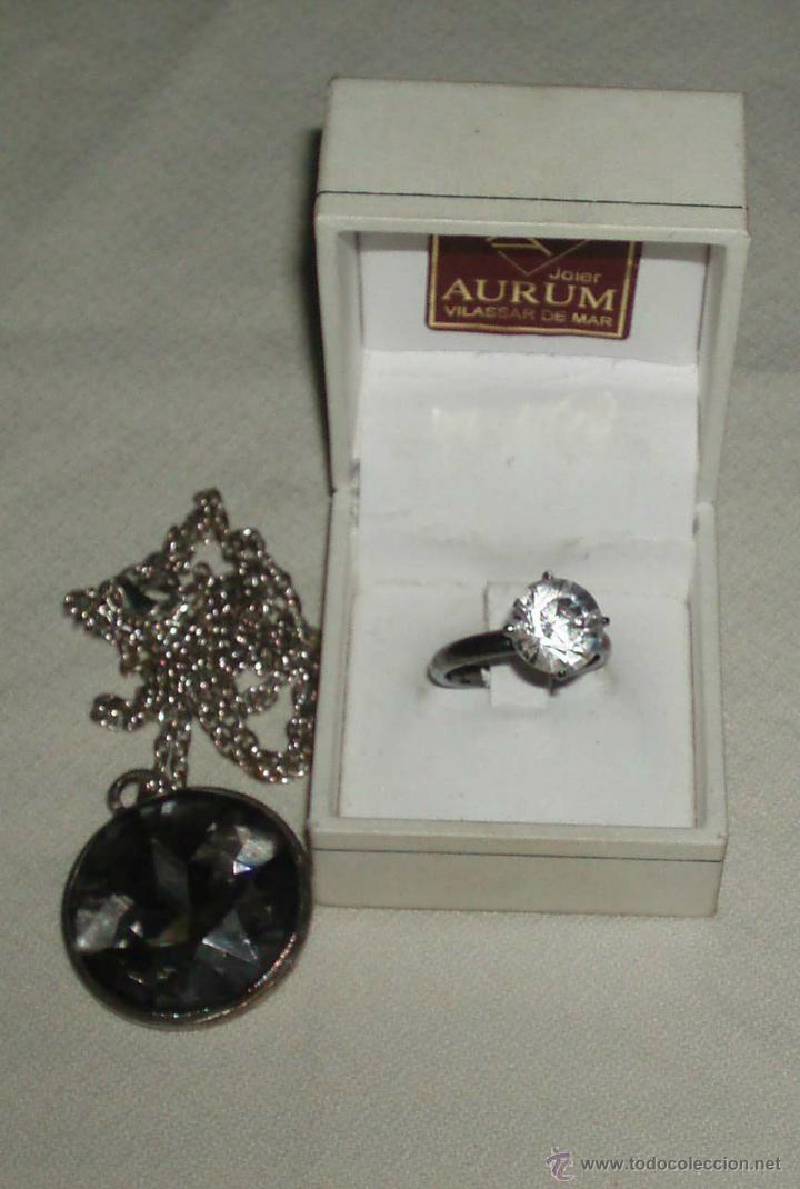 Schmuck: anillo y colgante muy bonito