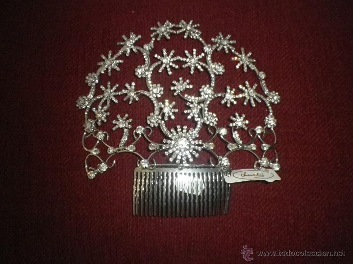 Schmuck: PEINECILLO ESPECIAL NOVIA ZIRCONITAS MARCA LUCHI CABRERA SEVILLA