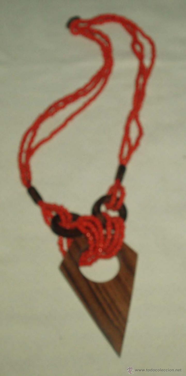 Joyeria: collar colgante de madera - Foto 1