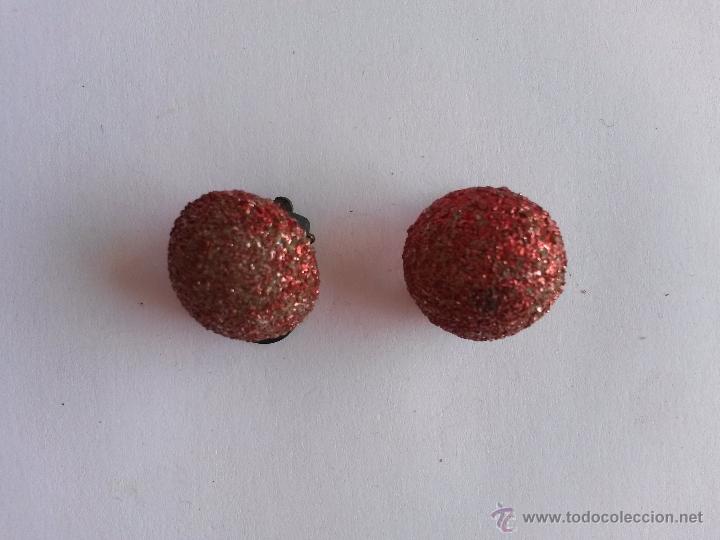 Joyeria: Pendientes vintage a&ntilde;os 60 de op-art sin uso sacados del papel