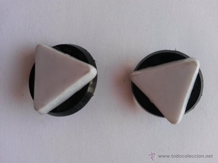Joyeria: Pendientes vintage a&ntilde;os 60 de op-art sin uso sacados del papel