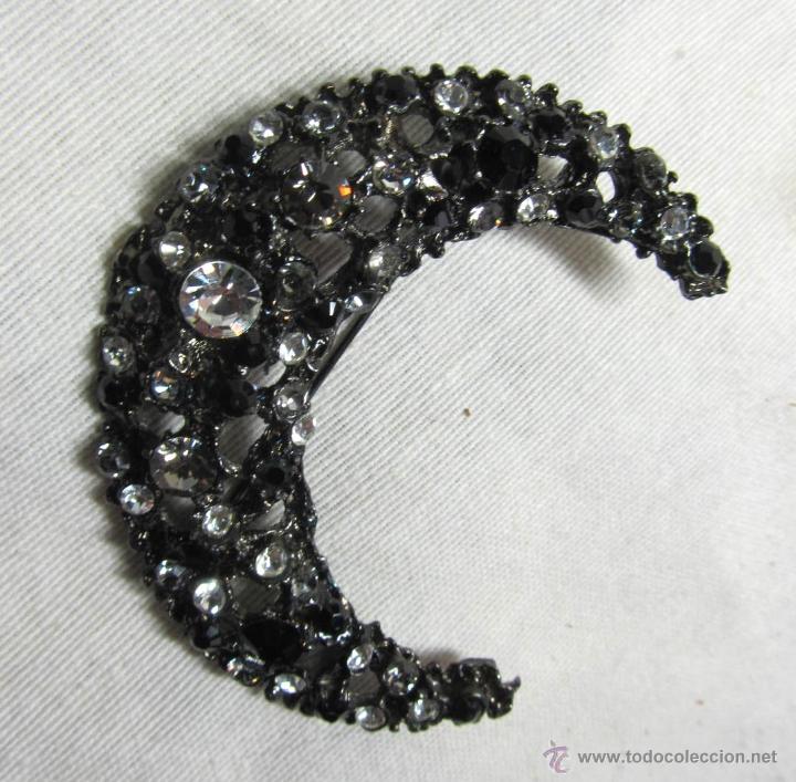 Joyeria: Broche en forma de luna con pedrer&iacute;a - Foto 1