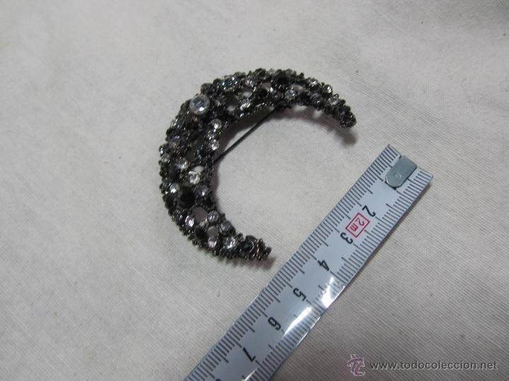 Joyeria: Broche en forma de luna con pedrer&iacute;a - Foto 5