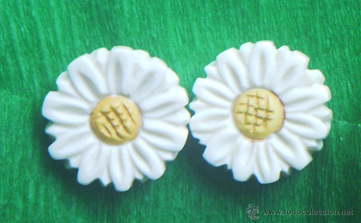 Joaillerie: PENDIENTES A&Ntilde;OS 50