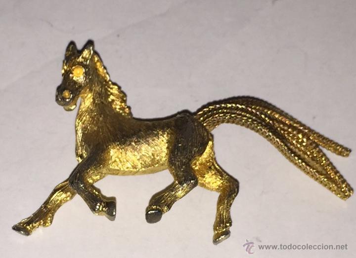 Joyeria: Precioso broche en broce dorado en forma de caballo - Foto 1