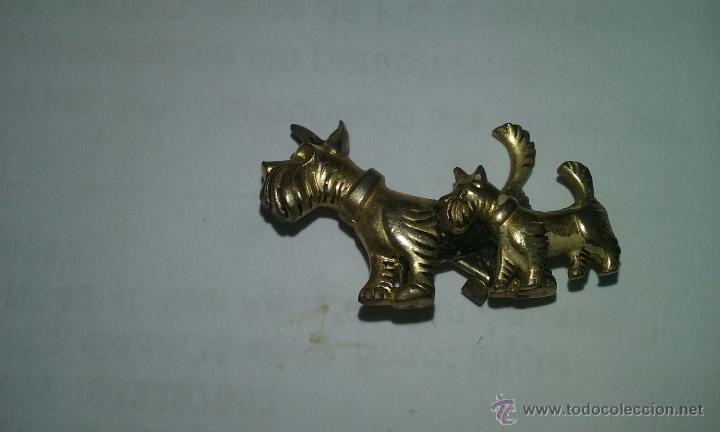 Joyeria: BROCHE DE LOS A&Ntilde;OS 80. - Foto 1