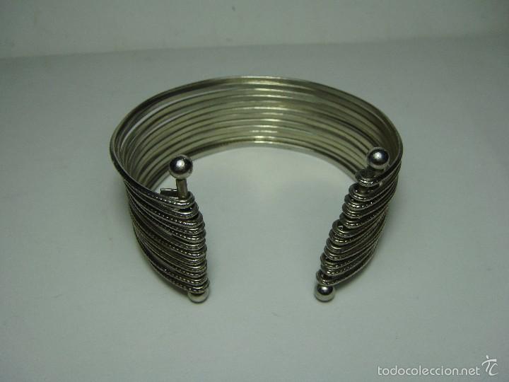 Joyeria: Pulsera de Metal Plateado. - Foto 2