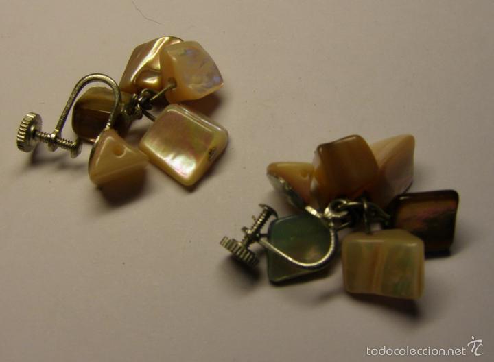 Joyeria: Par de pendientes de nacar. Vintage. - Foto 2