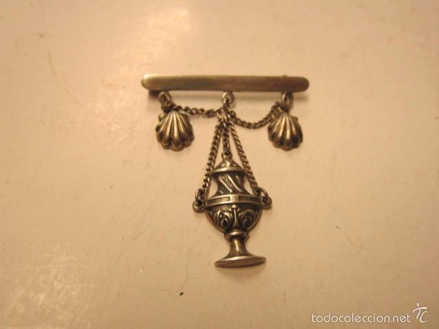 Jewelry: BROCHE DE PLATA COLGANDO UN BOTAFUMERO
