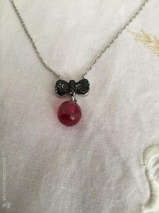 Schmuck: Collar y pendientes de plata y cristal