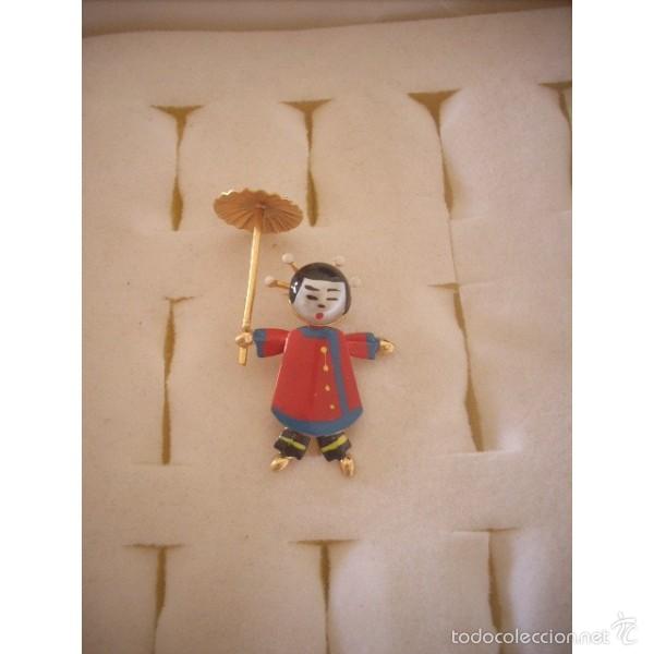 Joaillerie: Broche vintage, china con parasol