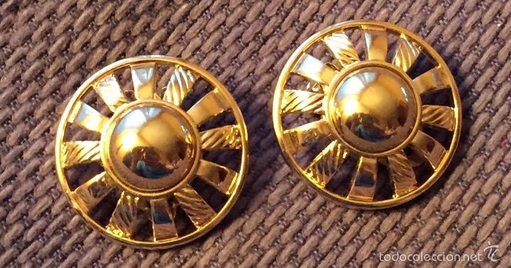 Joyeria: Pareja de pendientes de dise&ntilde;o . Chapado - Foto 1