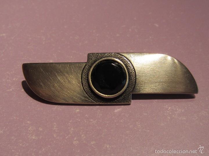 Joyeria: broche de acero y piedra negra - Foto 1