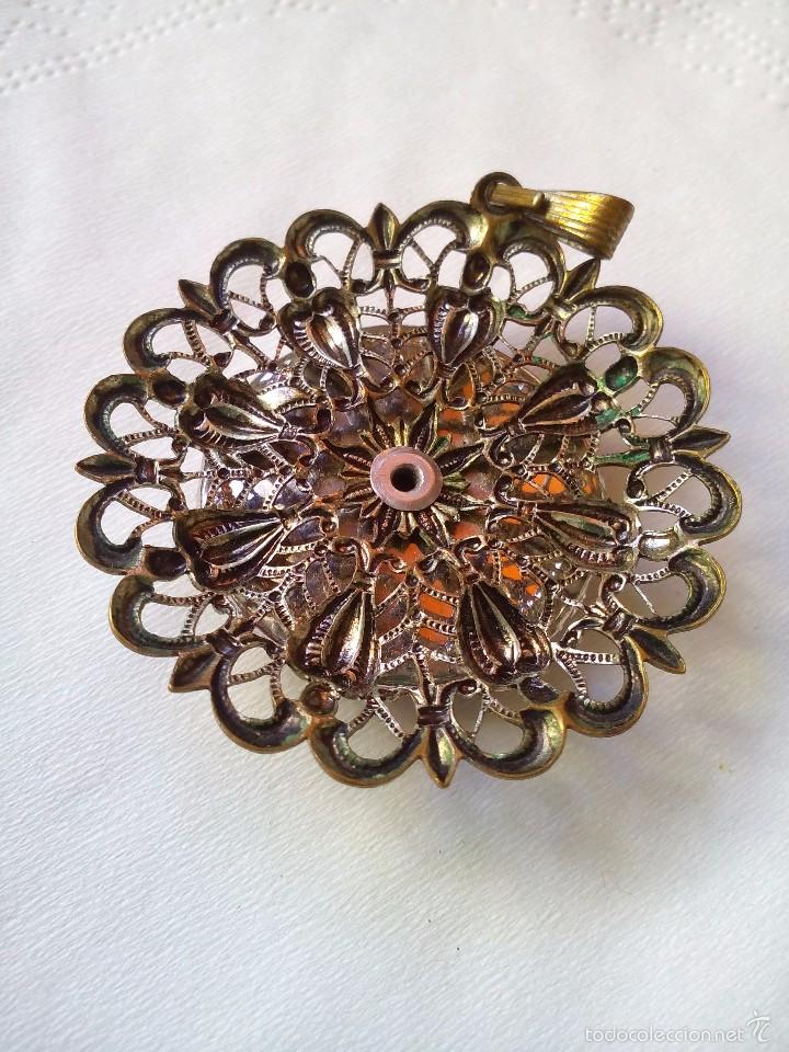 Joyeria: Colgante plateado con rosa bordada - Foto 2