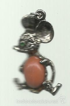 Joaillerie: COLGANTE PLATEADO CON PIEDRAS DE RATITA DE 3,5 cm. DE ALTO